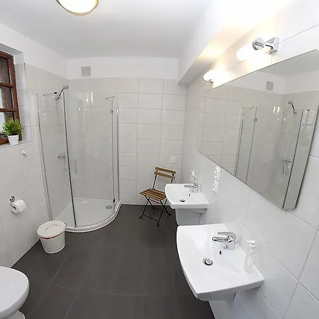 Hostal 4-friendshostel