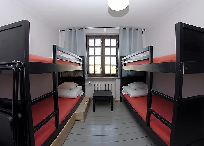 بيت شباب 4-friendshostel *